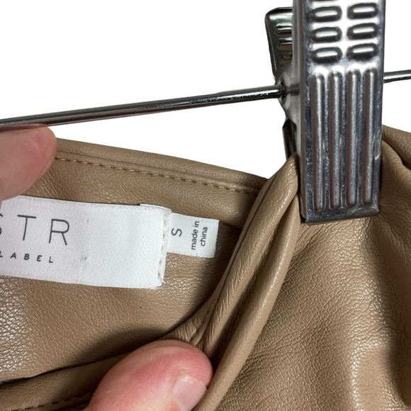 Astr The Label Leather Ruched Mini Skirt in Cappuccino Tan Size S - Picture 10 of 10